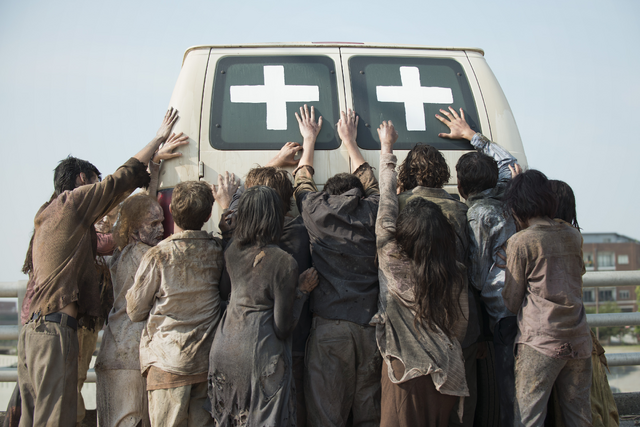 File:AMC 506 Walkers Surround Van.png