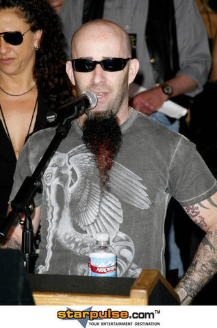 File:Scott Ian 24.jpg
