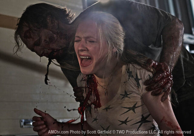 File:Amy killed.jpg