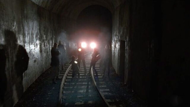 File:Tunnel 4x15.jpg