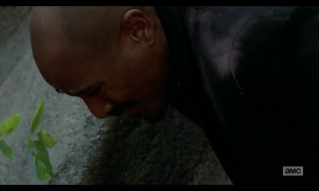 File:5x02 Spitting.png