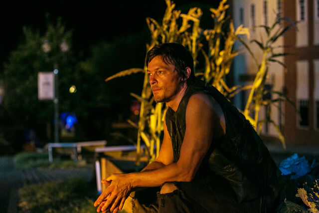 File:Walking-Dead-308-03.jpg