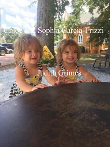 File:ChloeandSophia.jpg