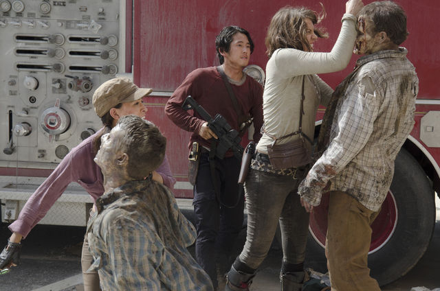File:AMC 505 Dispatching Walkers.png
