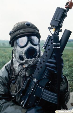 File:Gas-masks-500-8.jpg