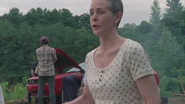 File:Carol-Screencap-1x03-Tell-it-to-the-Frogs-the-walking-dead-carol-peletier-36011627-1920-1080.jpg