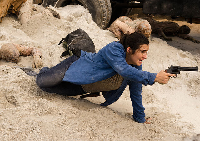 File:The-walking-dead-episode-706-tara-masterson-935.jpg