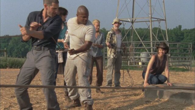 File:2x04-Cherokee-Rose-the-walking-dead-28027395-1280-720.jpg
