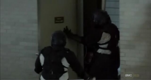 File:Riot Gear 2.jpg
