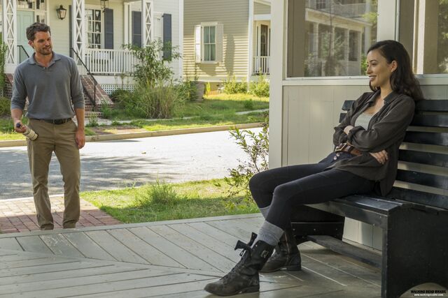 File:The-walking-dead-s07e08-hearts-still-beating-011.jpg