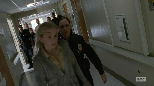 File:S5E8 Dawn 31.jpg