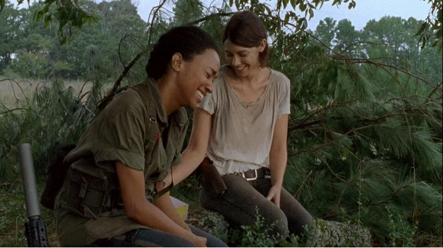 File:SashaAndMaggie2.png