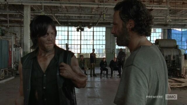 File:S5E8 Daryl 2.jpg