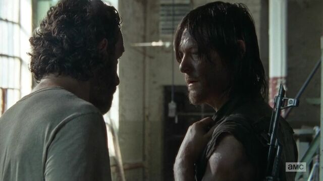 File:S5E8 Daryl 4.jpg