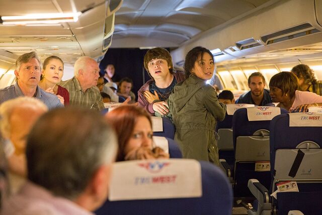 File:FTWD Flight-462 0804 0734-1443459236.jpg