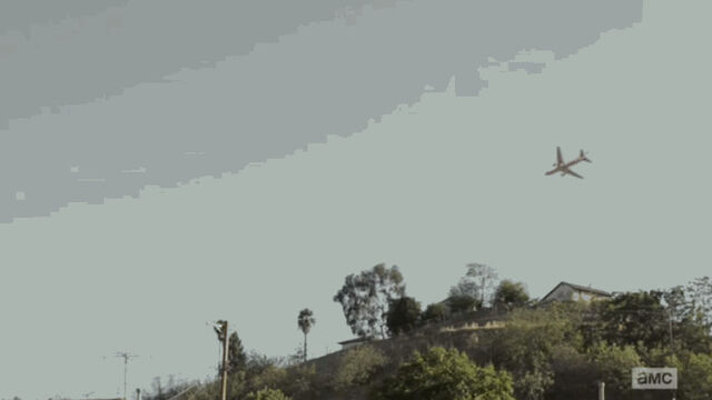 File:Brand-new-fear-the-walking-dead-flight-462-web-series-to-begin-next-week-a-plane-was-636002.jpg