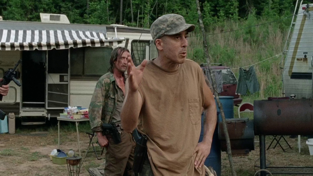 File:WalkingDeadS04E07Glock.png