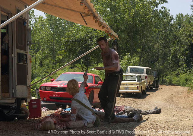 File:1x05 starting.jpg