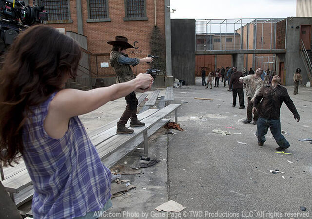 File:S3 BTS 9.jpg