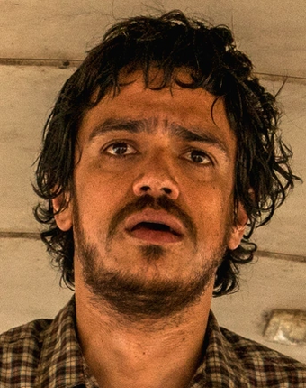 File:Season two alonso herrera.png
