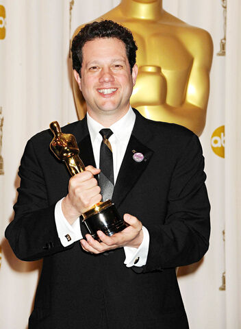 File:Giacchino-oscar pressroom 11 wenn2767487.jpg