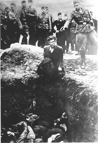 File:Einsatzgruppen Killing.jpg