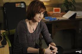 File:Claudia season 4.jpg