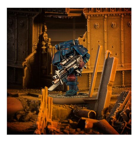 File:99120101000 ImperialSpaceMarine05.jpg