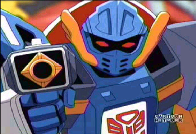 File:Blurr-transformers-armada-32989375-724-493.jpg