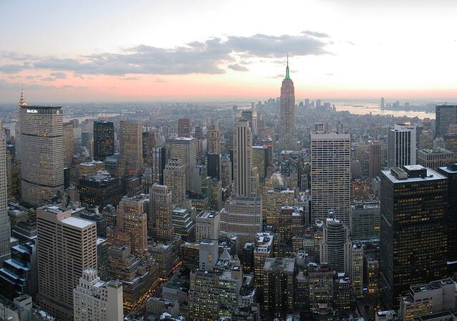 File:800px-NYC wideangle south from Top of the Rock.jpg