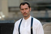 Jude-law-dr-watson.jpg