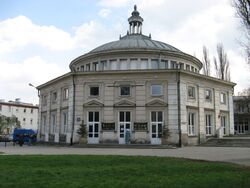 Teatr Komedia.jpg