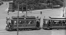 Tramwaj na pl. Krasińskich (przed 1939).jpg