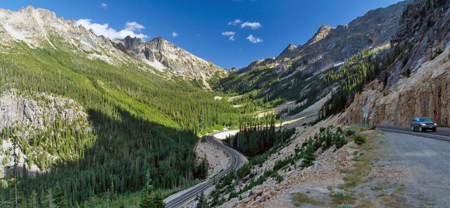 File:Washingtonpasshighway20turn.jpg