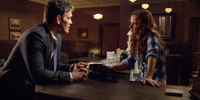 File:Wayward-pines-dillon-lewis.jpg