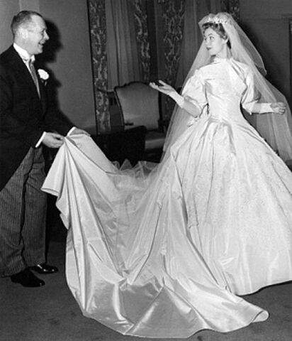File:Robertmont-and-elizabeth.jpg