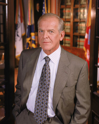 File:Leo McGarry.jpg
