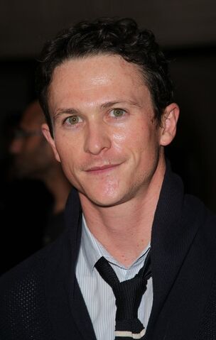 File:Jonathan Tucker.jpg