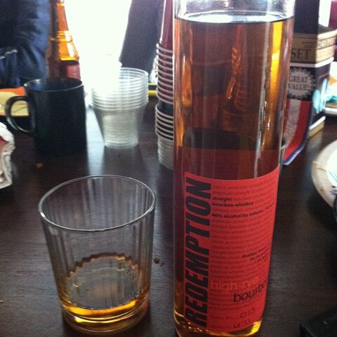File:Redemption-rye-bourbon.jpg