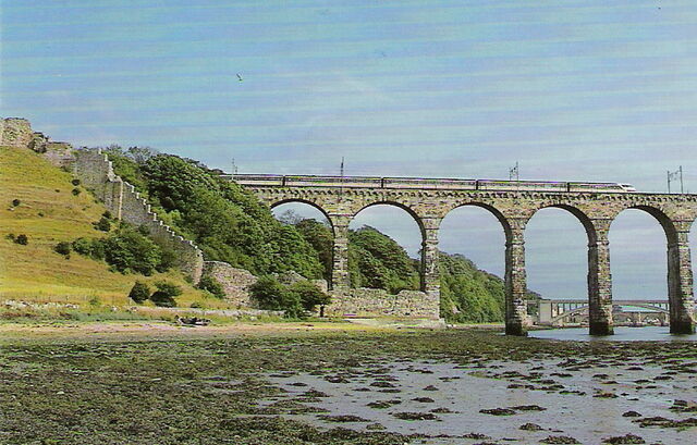 Plik:Curtain Wall, Berwick.jpg