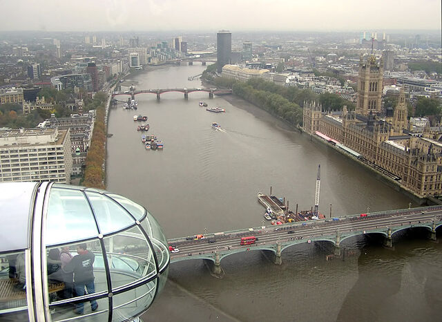 Plik:Thames river lambeth bridge.jpg