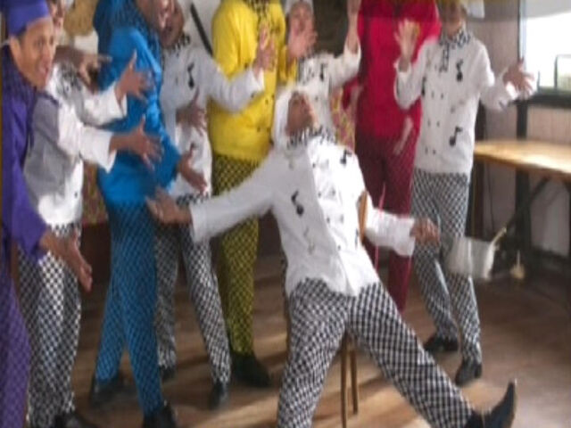 File:TheMasterPastaMakerFromItaly-PromoPicture3.jpg