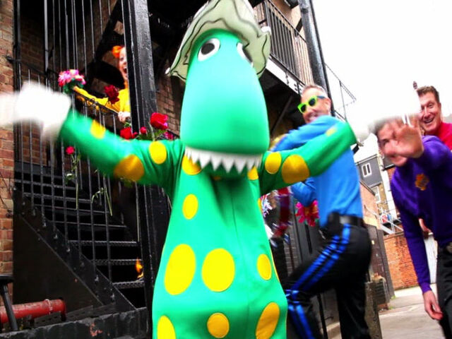File:TheWigglesandDorothyinTakingOff!.jpg