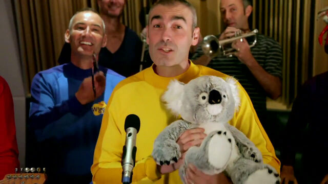 File:GregandAnthonyinWaltzingMatilda-AustraliaDay.jpg