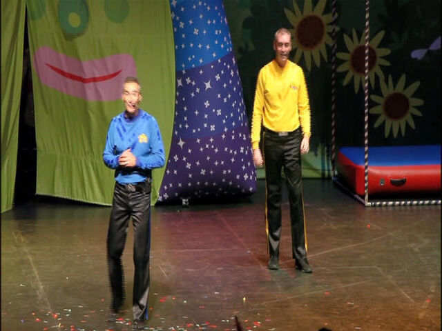 File:GregandAnthonyinCelebration!.jpg