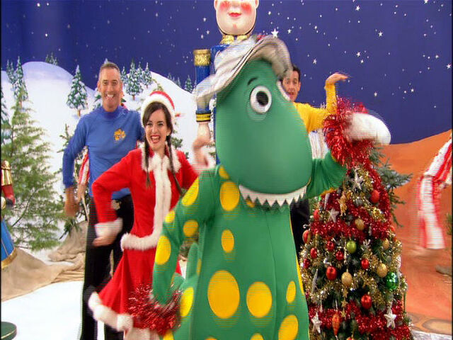 File:DorothyandAnthonyinIt'sAlwaysChristmasWithYou!.jpg