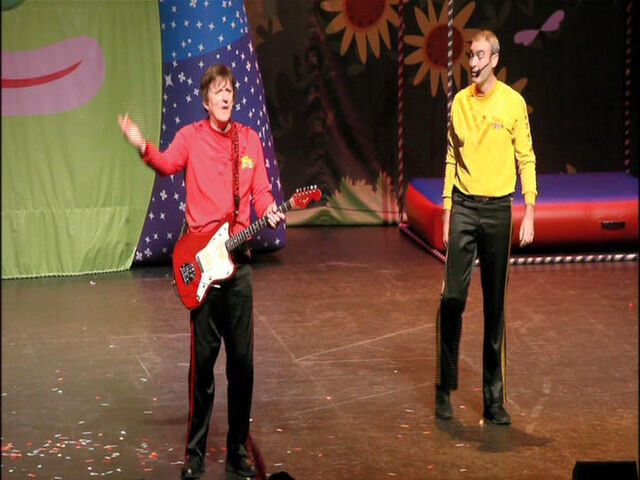 File:Henry'sDance-2012LivePrologue.jpg