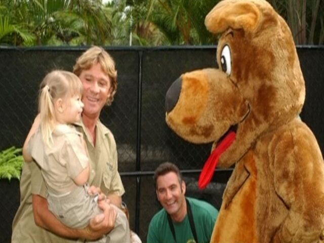 File:Wags,Anthony,SteveandBindi.jpg
