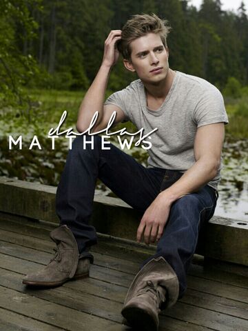File:DallasMatthews1B.jpg