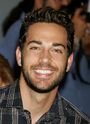 Zachary Levi.jpg